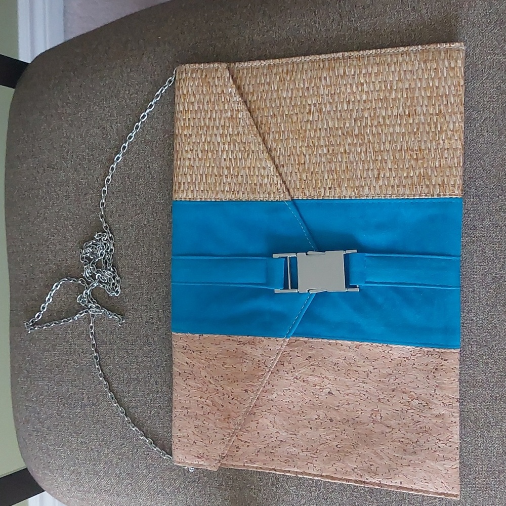 NWT, "PINK WOMAN" bag, cork & raffia with chain strap.
